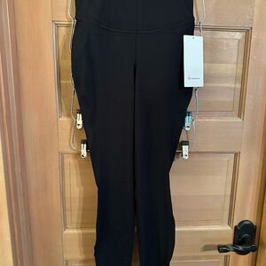 Lululemon Base Pace HR Tight 28”